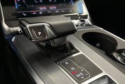 musta Audi A6 2025 kuva 34.