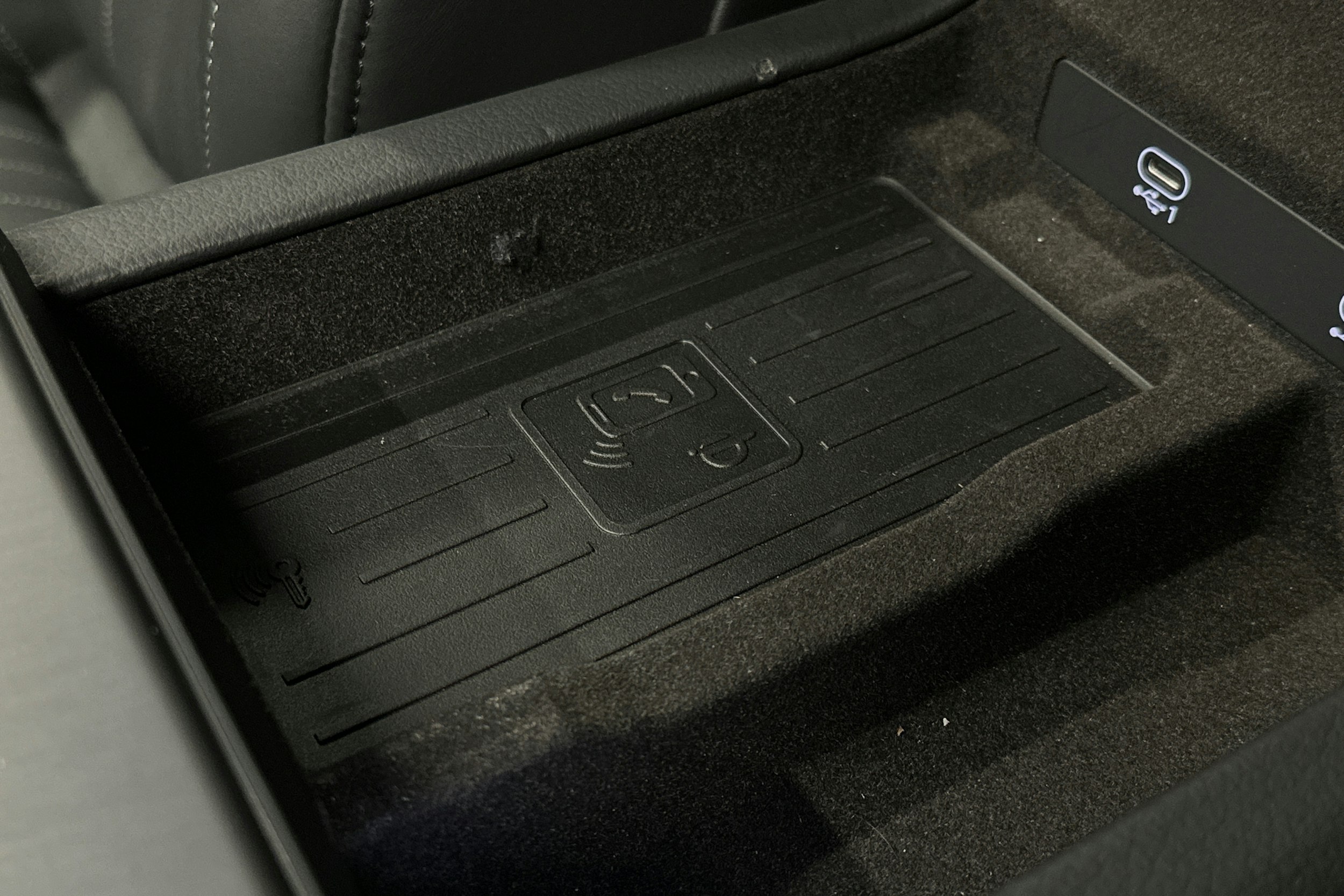 musta Audi A6 2025 kuva 35.