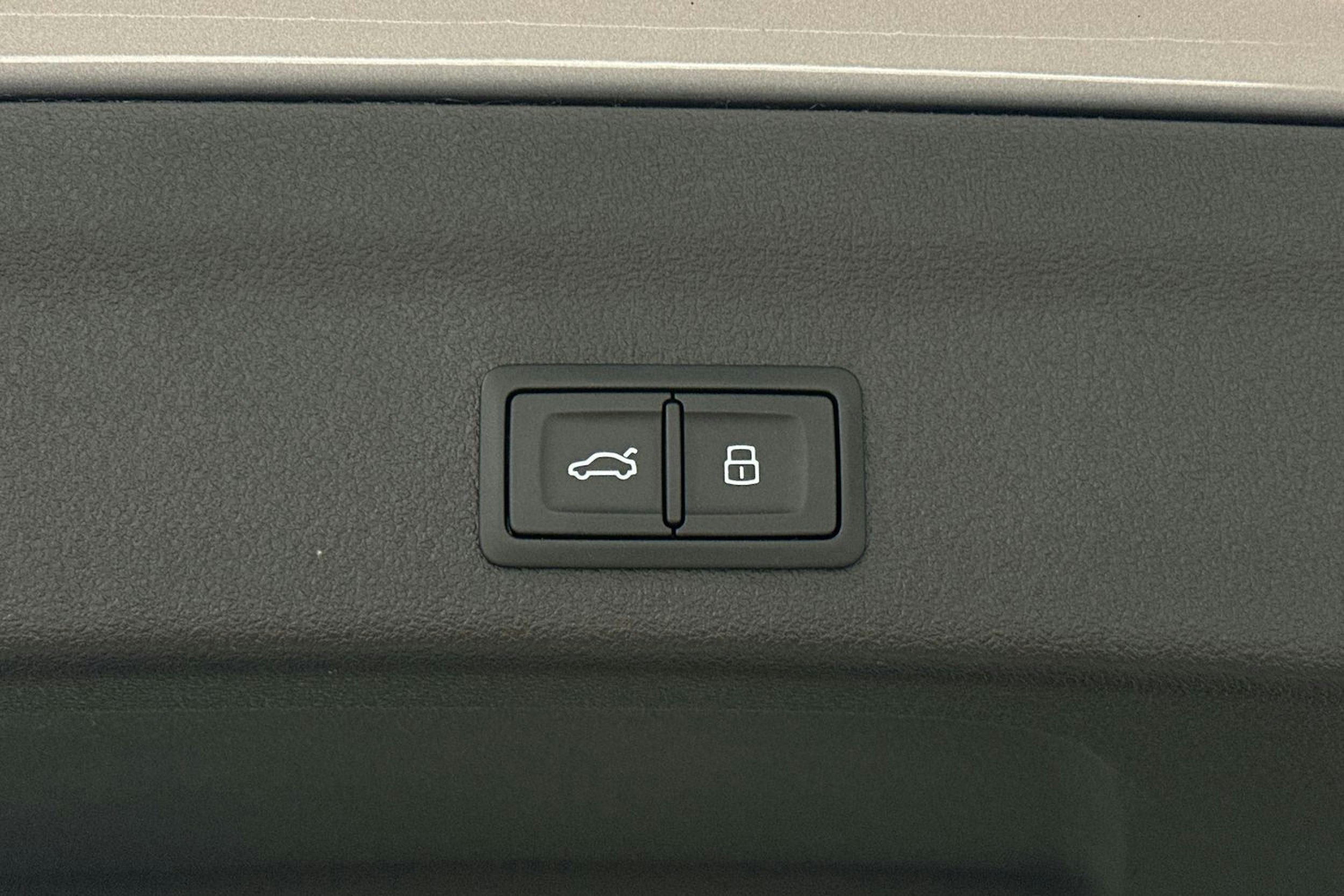 hopea Audi A6 2025 kuva 15.