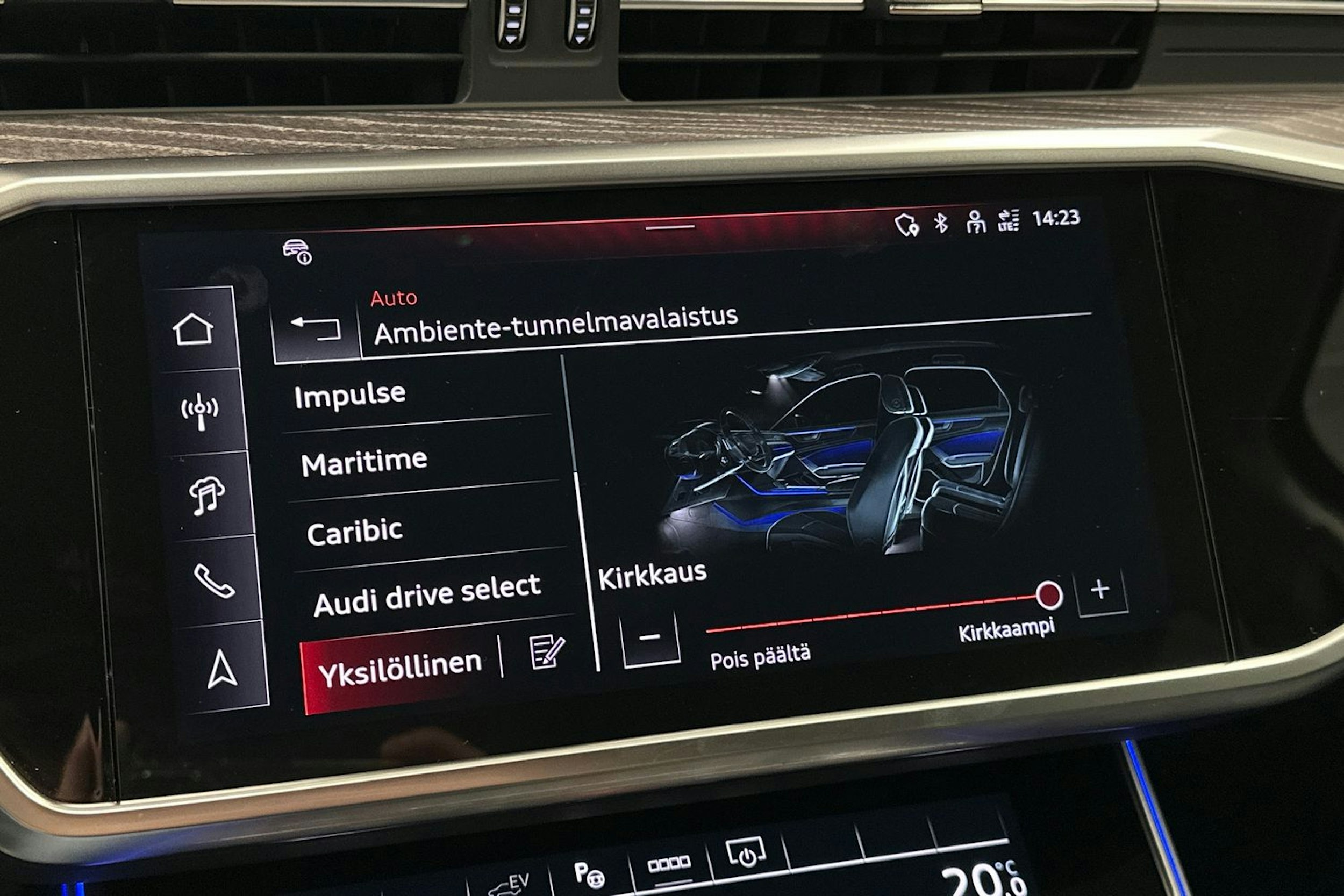 hopea Audi A6 2025 kuva 33.