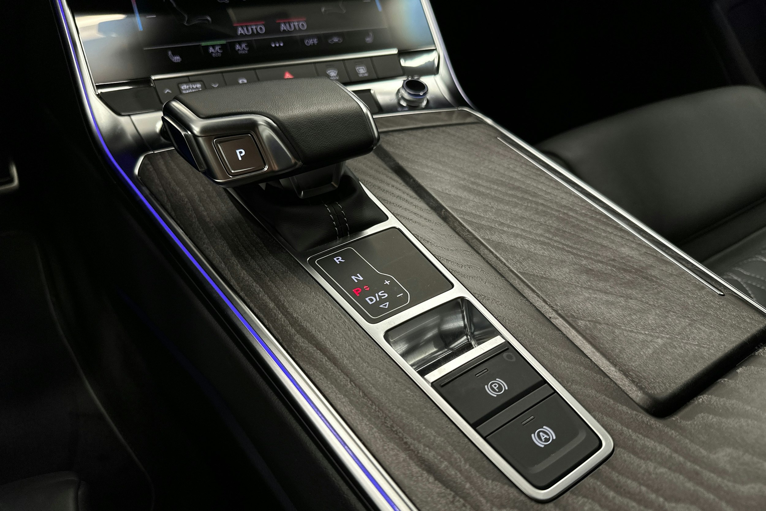 harmaa Audi A6 2025 kuva 26.