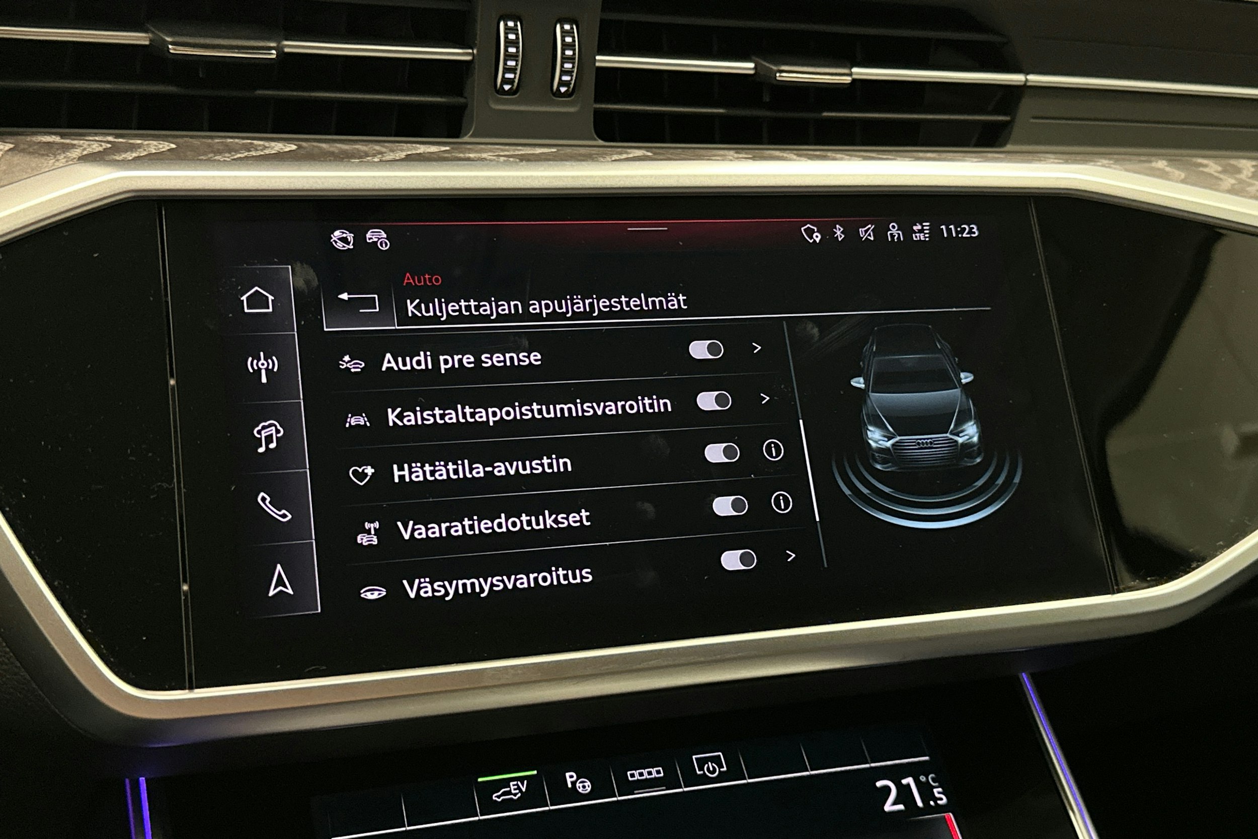 harmaa Audi A6 2025 kuva 32.