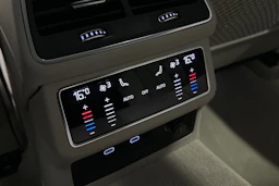 hopea Audi A6 2025 kuva 12.