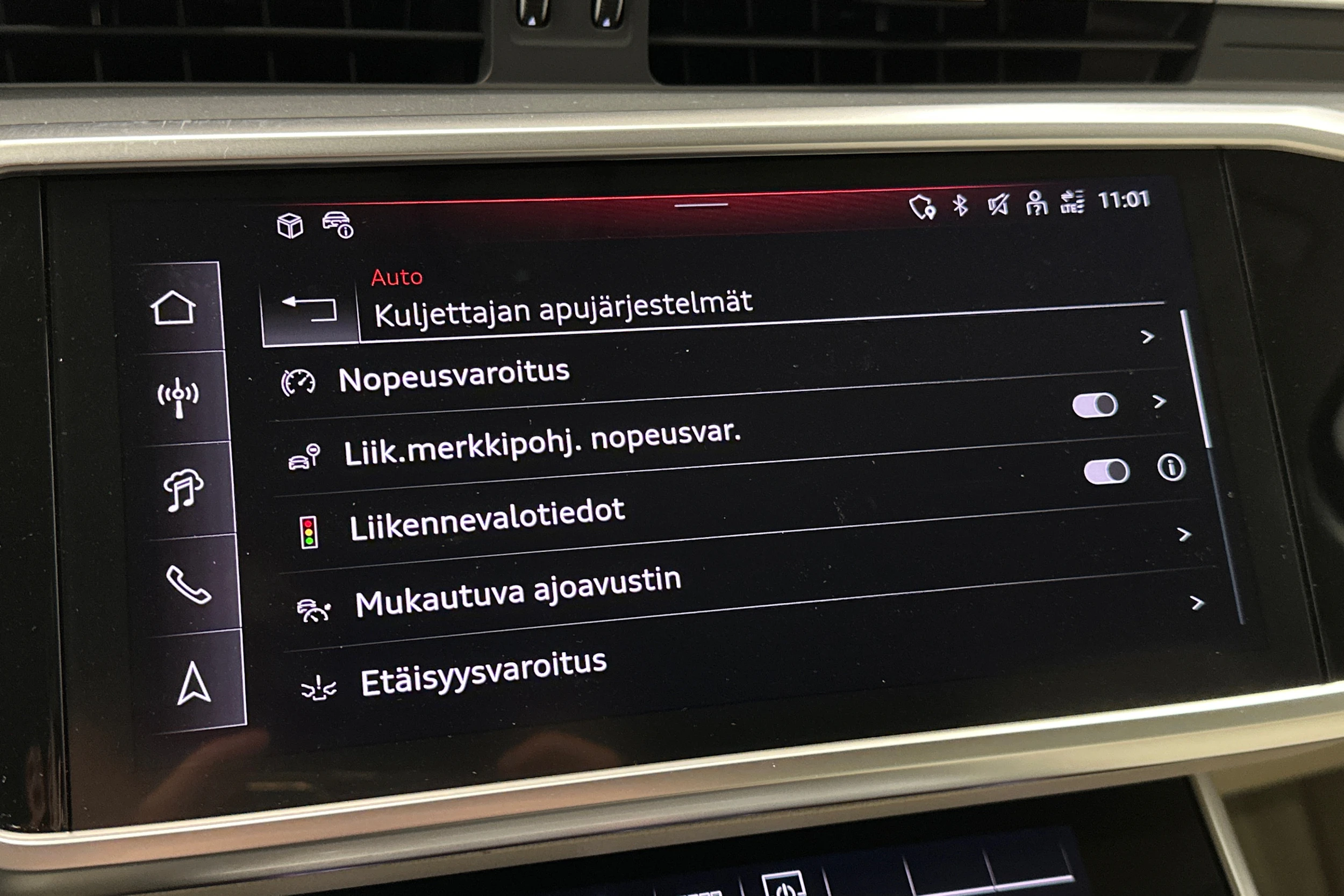 hopea Audi A6 2025 kuva 27.