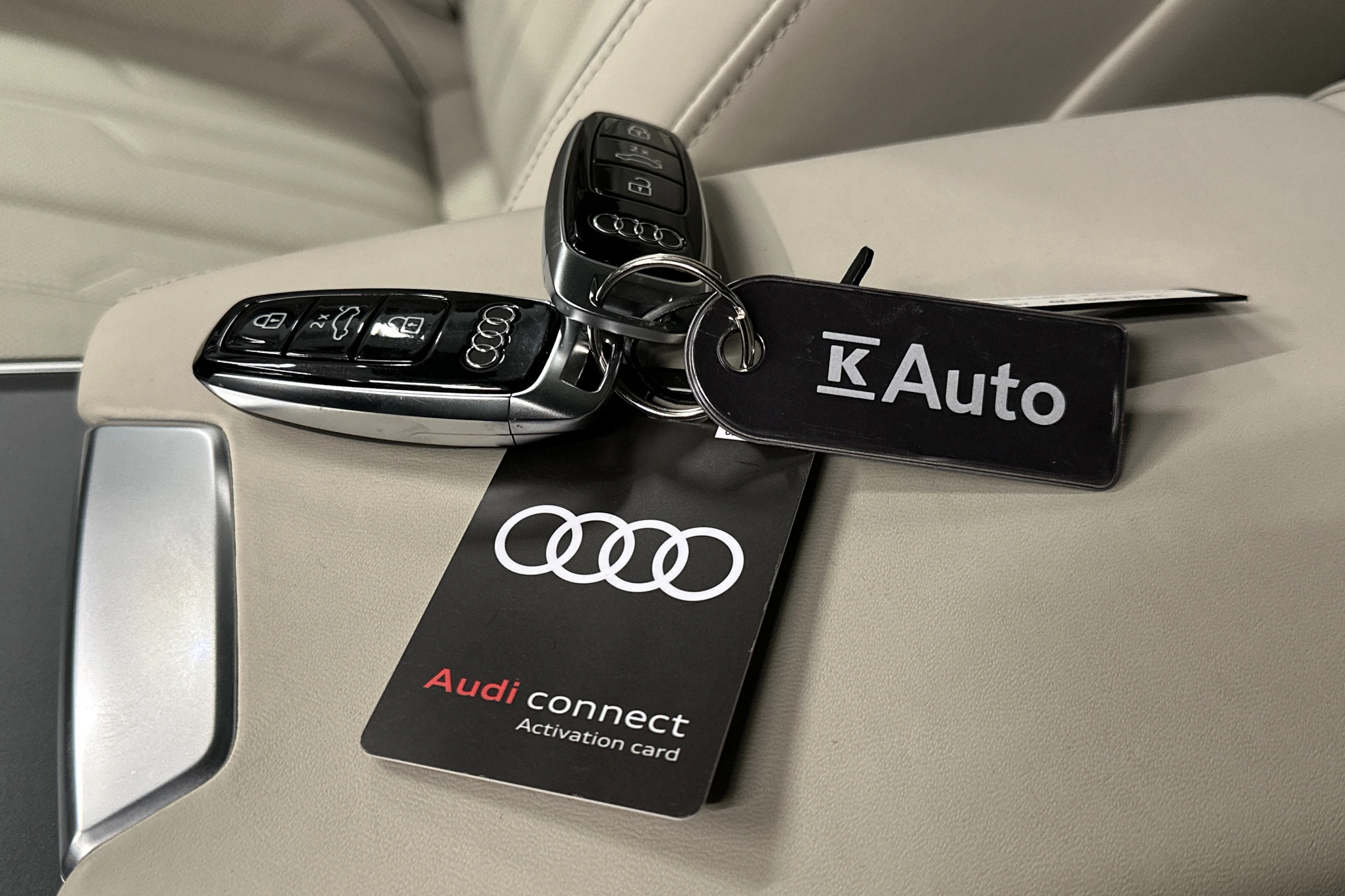 hopea Audi A6 2025 kuva 33.