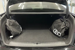 musta Audi A6 2025 kuva 15.