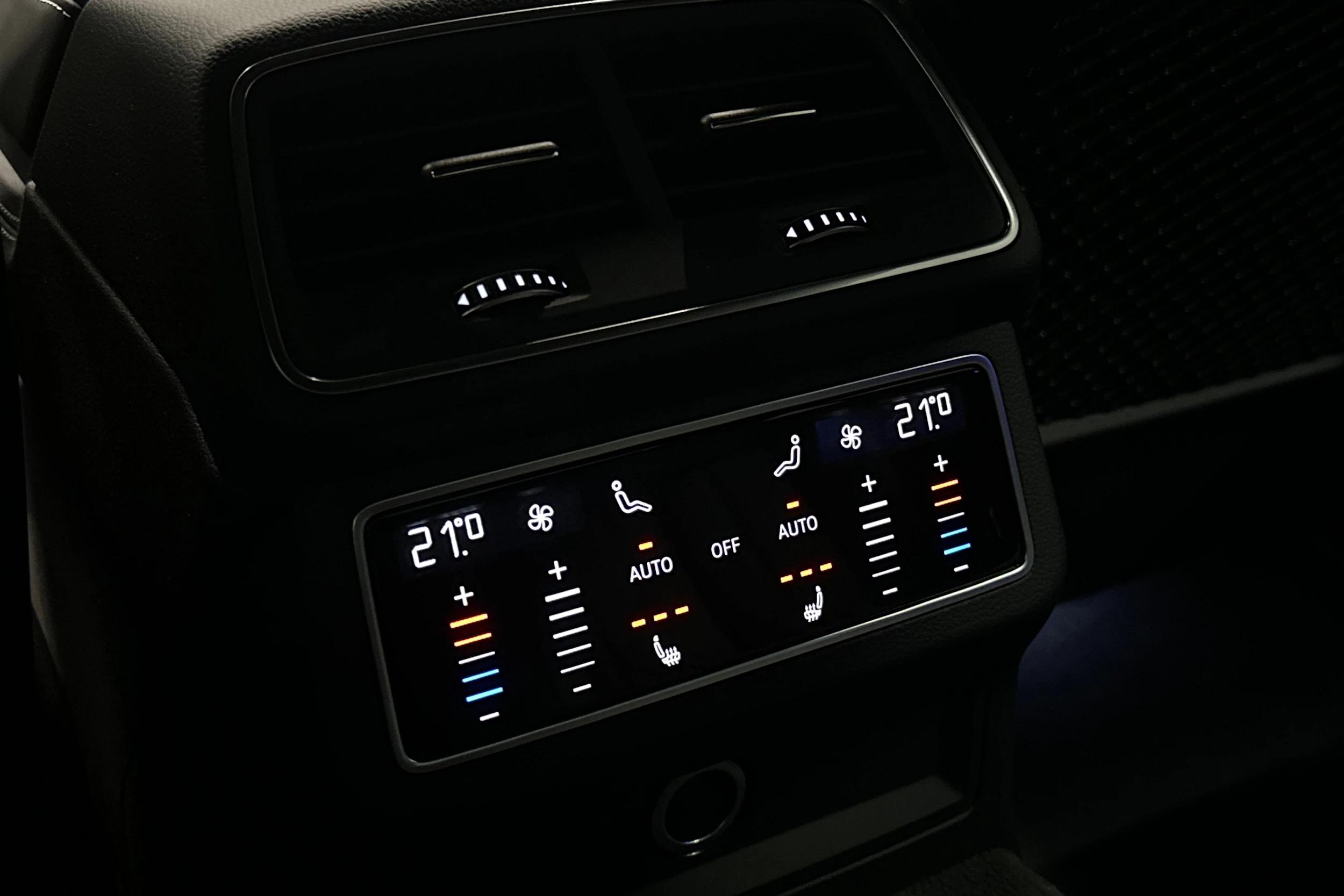 musta Audi A6 2025 kuva 17.