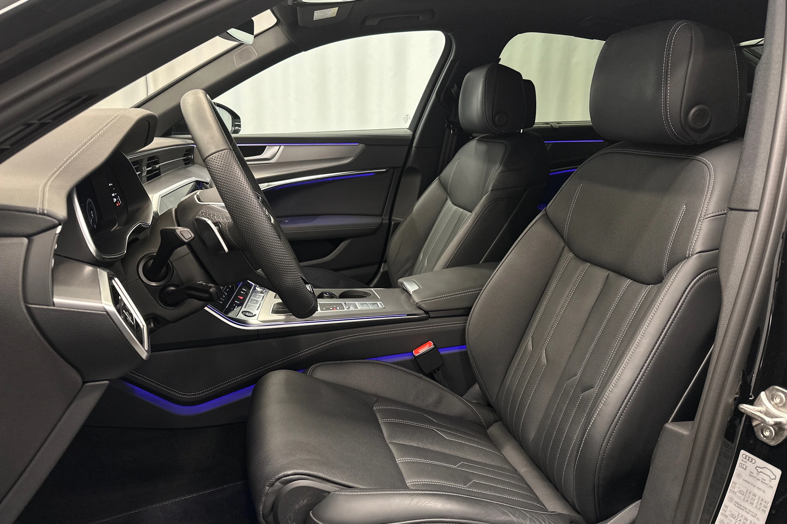 musta Audi A6 2025 kuva 18.