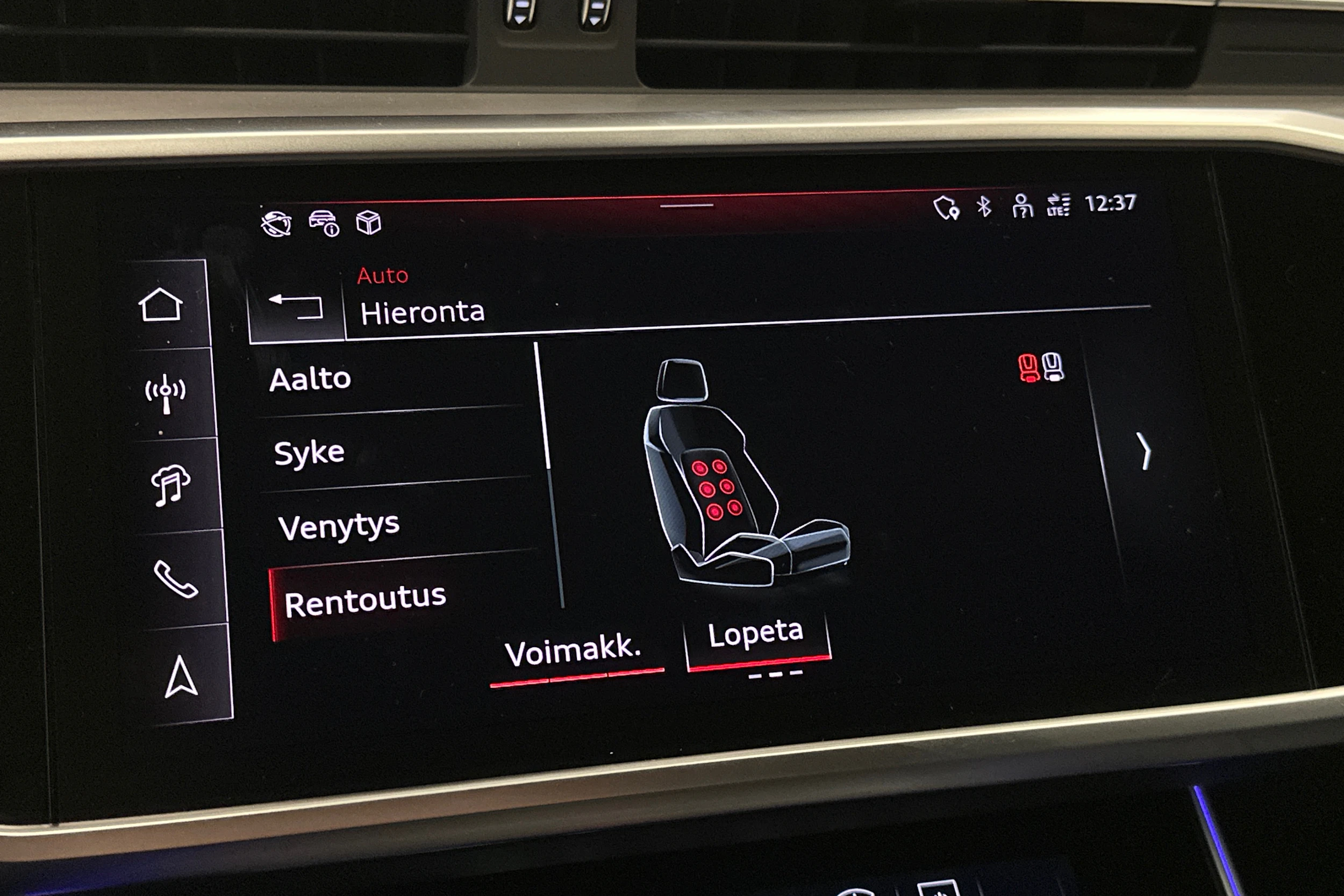 musta Audi A6 2025 kuva 33.
