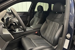 sininen Audi A6 2025 kuva 17.