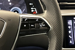 sininen Audi A6 2025 kuva 22.