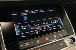 sininen Audi A6 2025 kuva 33.
