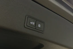 harmaa Audi A6 2025 kuva 12.