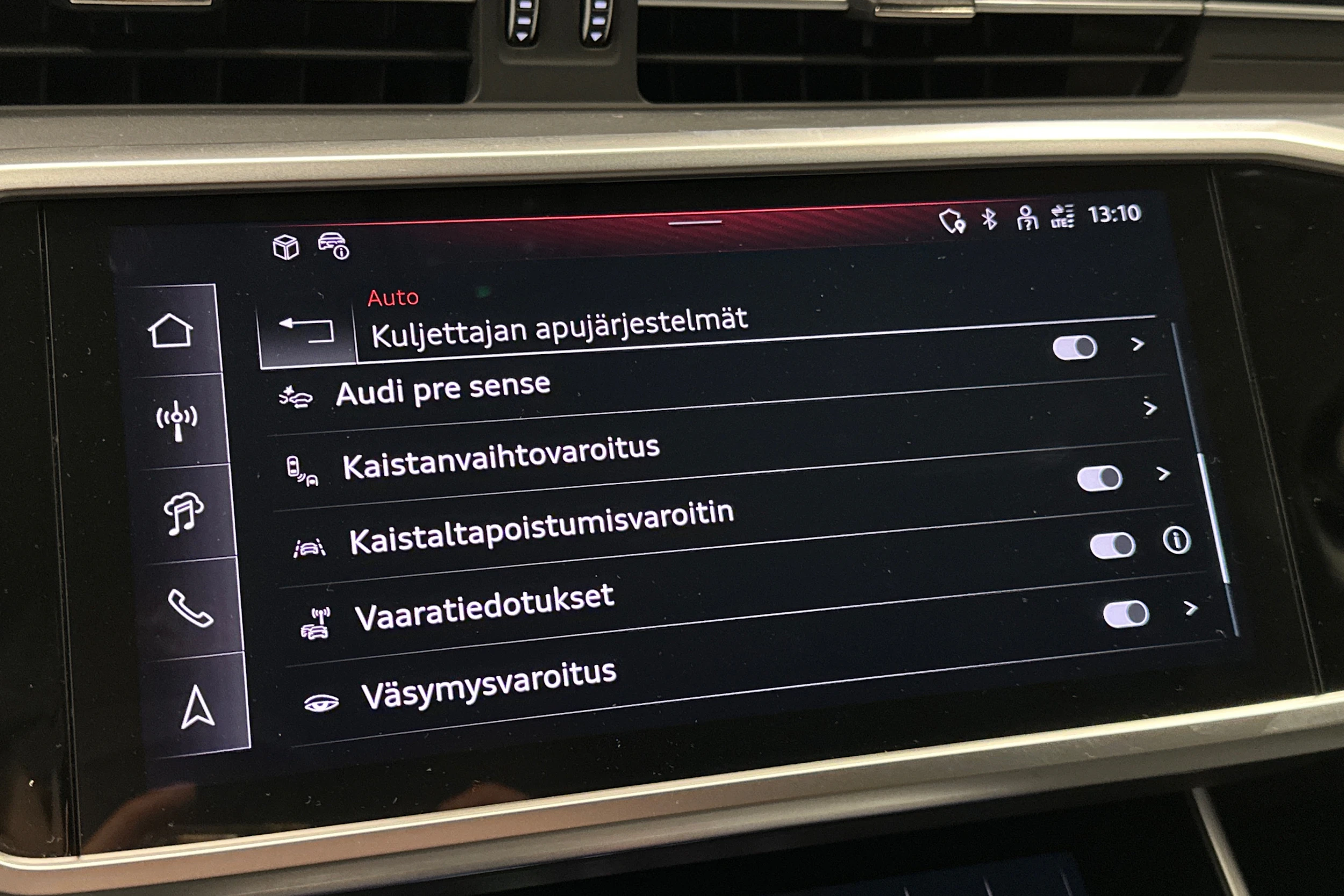 harmaa Audi A6 2025 kuva 25.