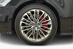 musta Audi A6 2025 kuva 9.