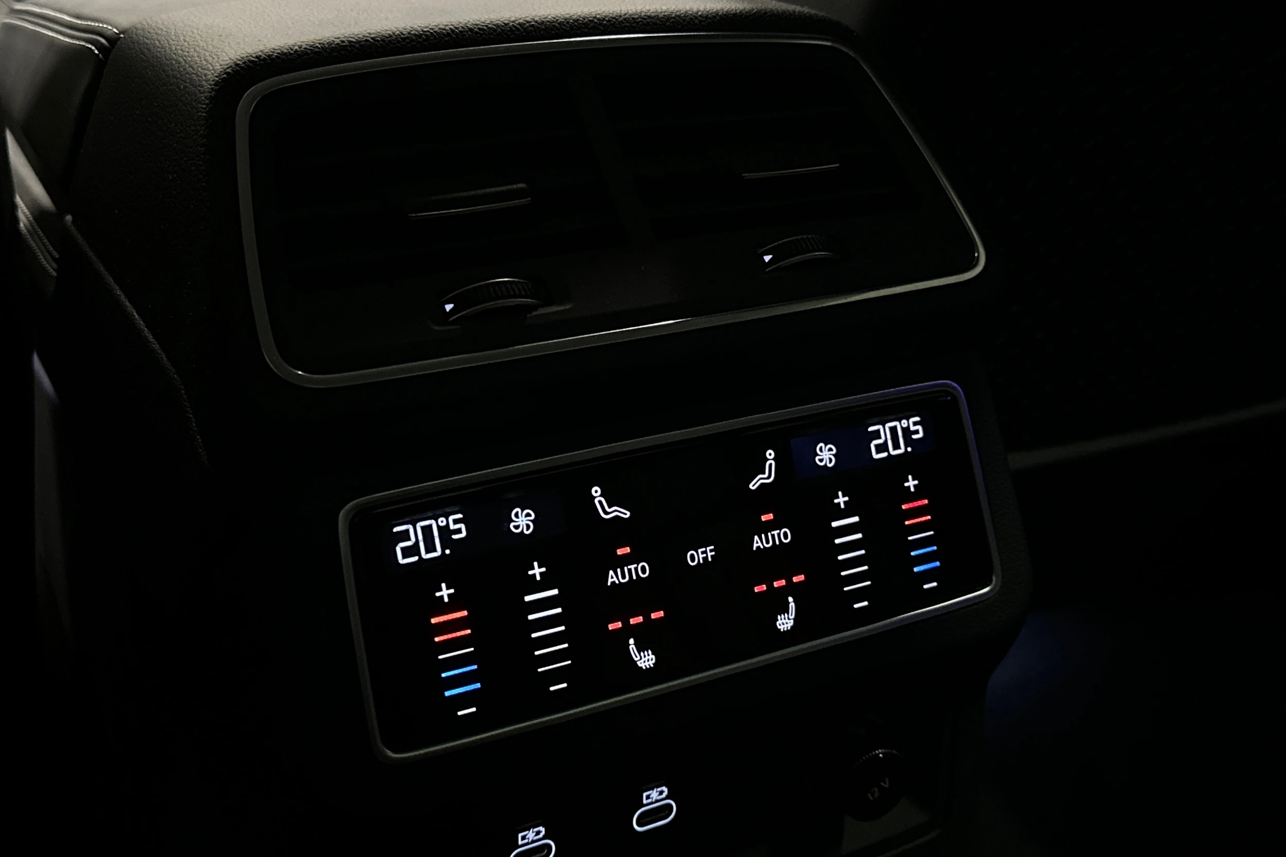 musta Audi A6 2025 kuva 13.