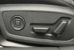 harmaa Audi A6 2025 kuva 16.