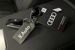 harmaa Audi A6 2025 kuva 35.