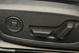 harmaa Audi A6 2025 kuva 16.