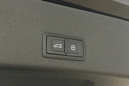 musta Audi A6 2025 kuva 12.