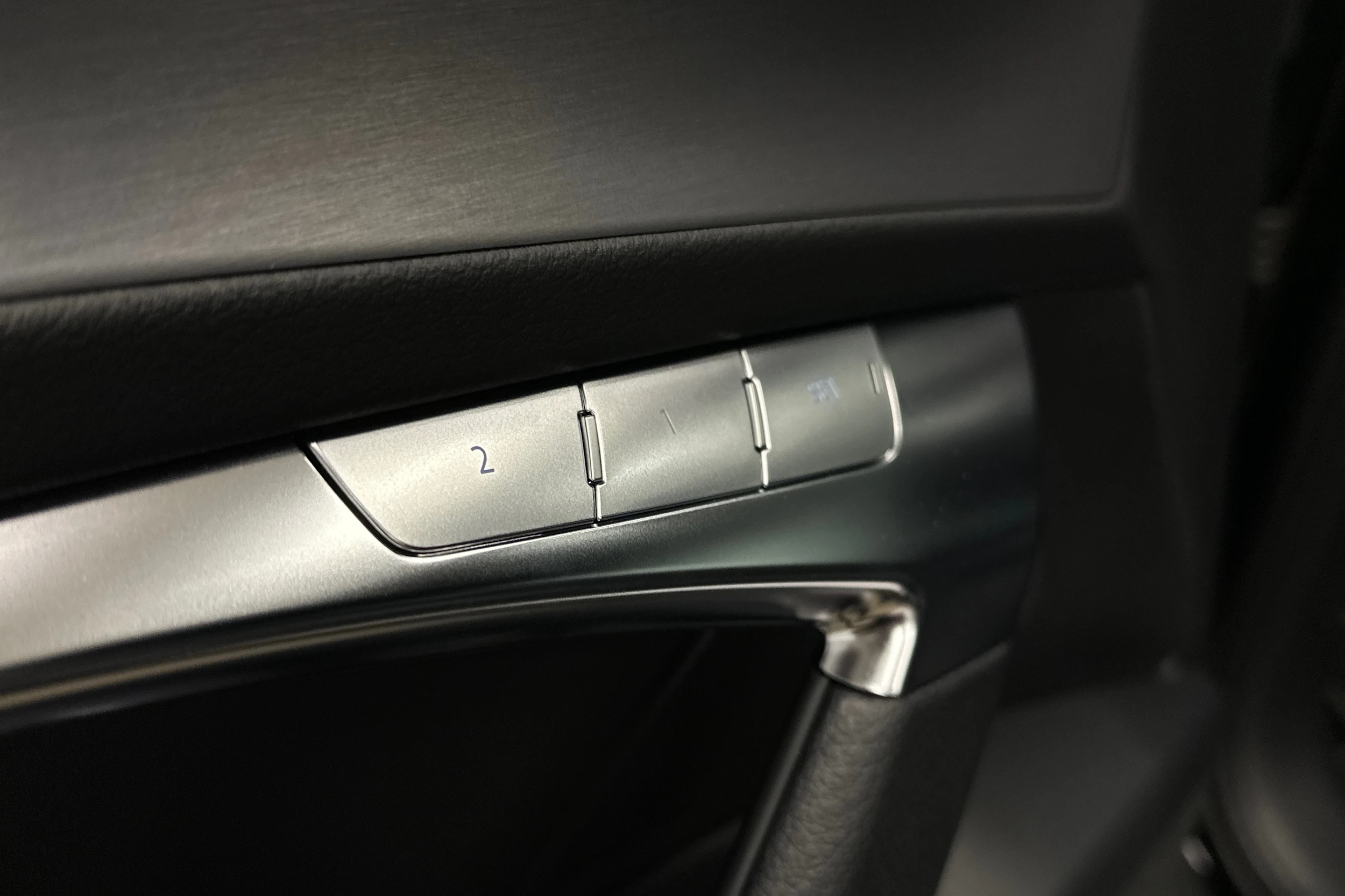 musta Audi A6 2025 kuva 17.