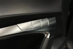 musta Audi A6 2025 kuva 17.