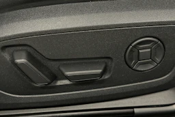 musta Audi A6 2025 kuva 18.