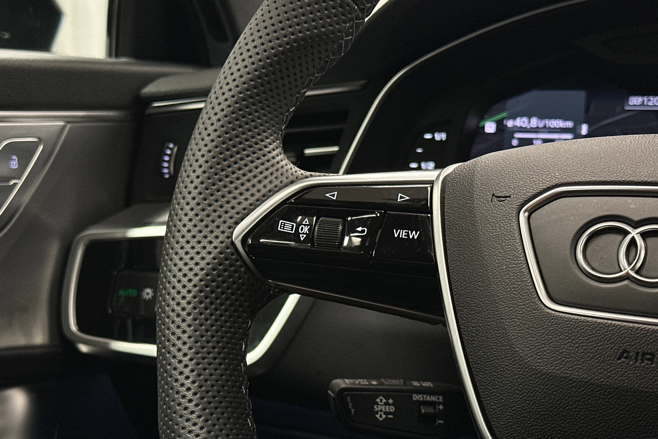 musta Audi A6 2025 kuva 20.