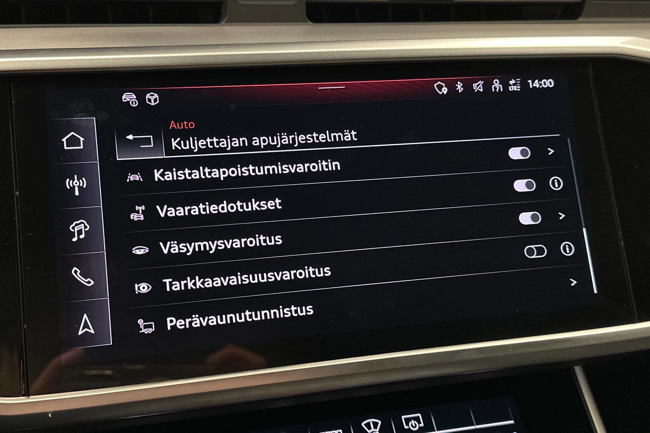 musta Audi A6 2025 kuva 30.