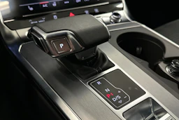 musta Audi A6 2025 kuva 33.