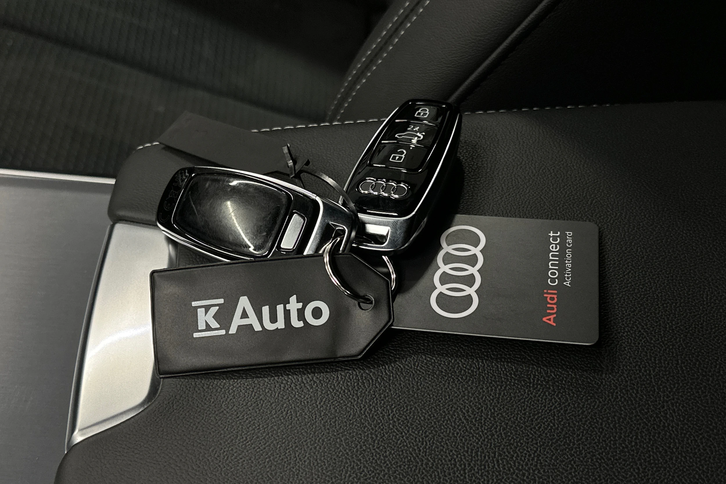 musta Audi A6 2025 kuva 36.