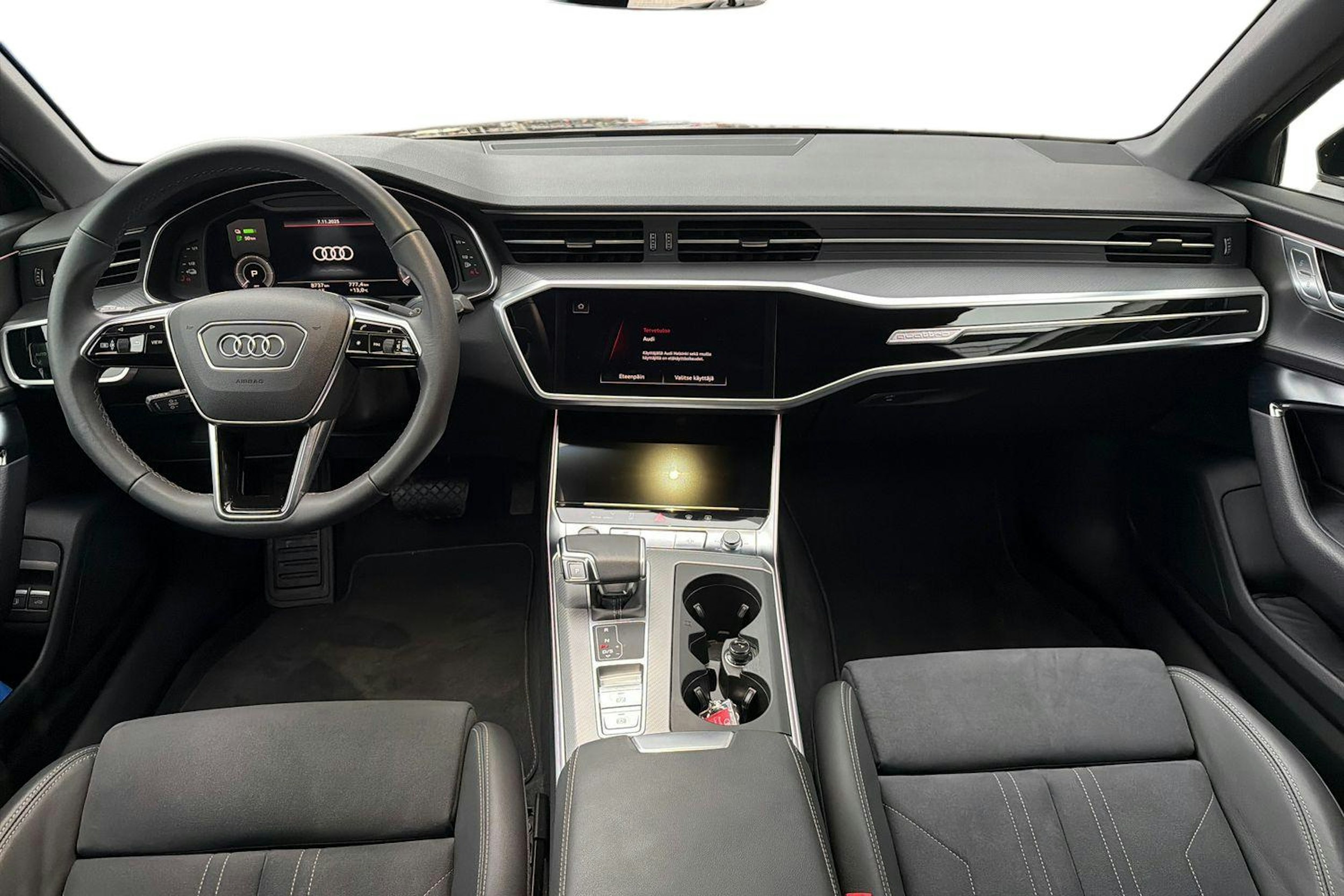 musta Audi A6 2025 kuva 7.