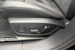 musta Audi A6 2025 kuva 12.