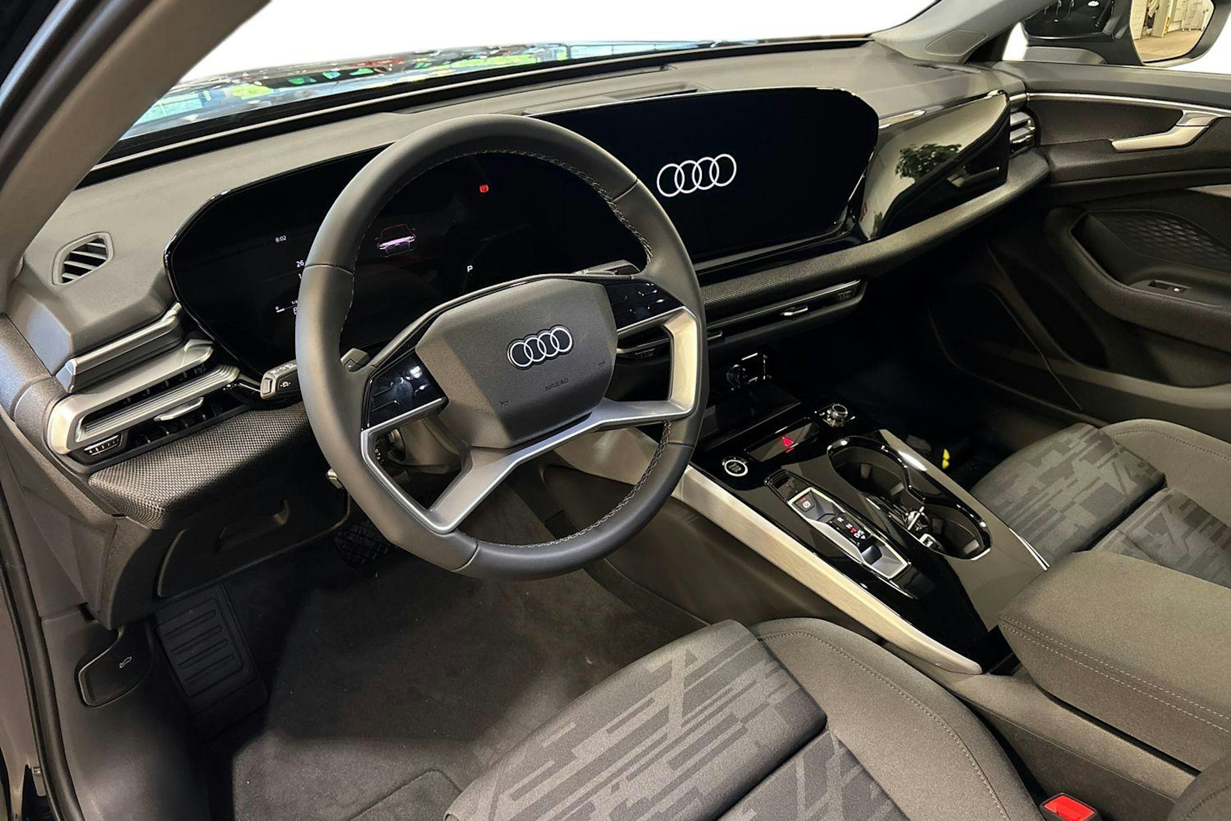 met. musta Audi A6 2025 kuva 6.