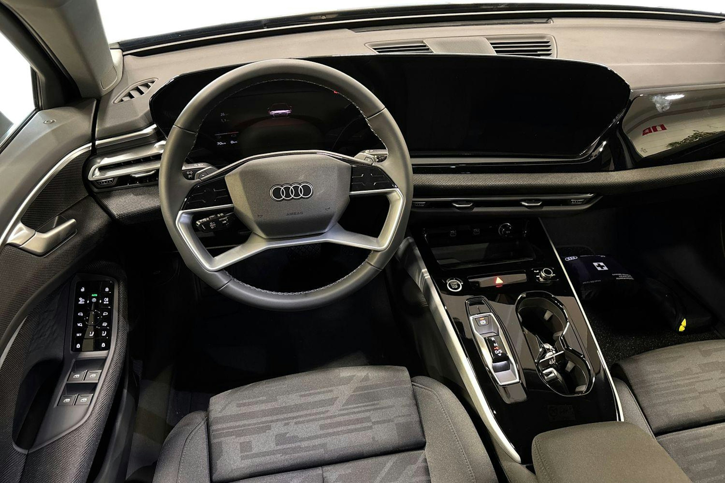 met. musta Audi A6 2025 kuva 7.