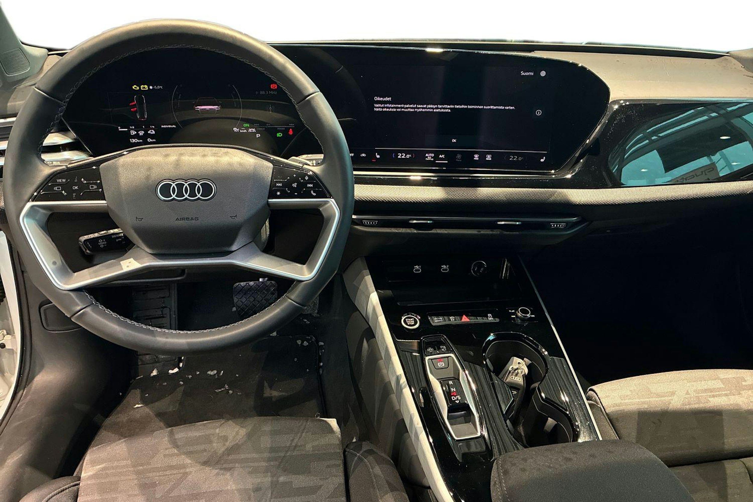 valkoinen Audi A6 2025 kuva 7.