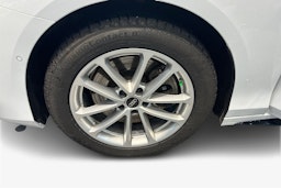 valkoinen Audi A6 2025 kuva 9.