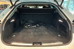 valkoinen Audi A6 2025 kuva 12.