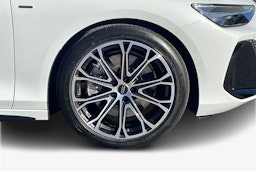 valkoinen Audi A6 2025 kuva 9.