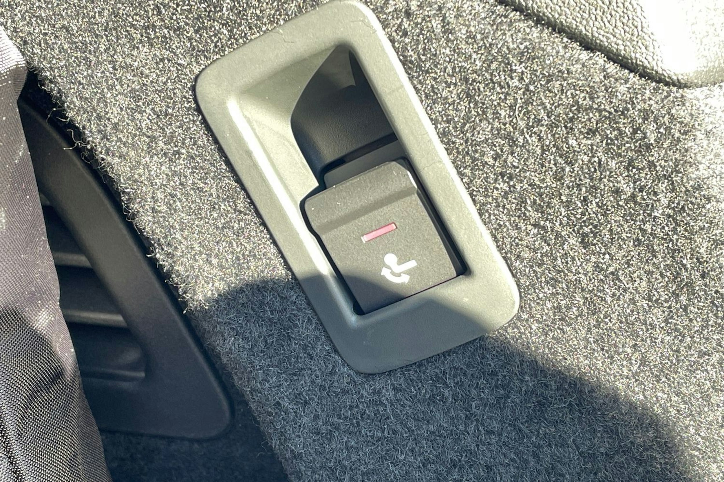 valkoinen Audi A6 2025 kuva 21.
