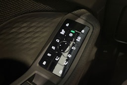 valkoinen Audi A6 2025 kuva 25.