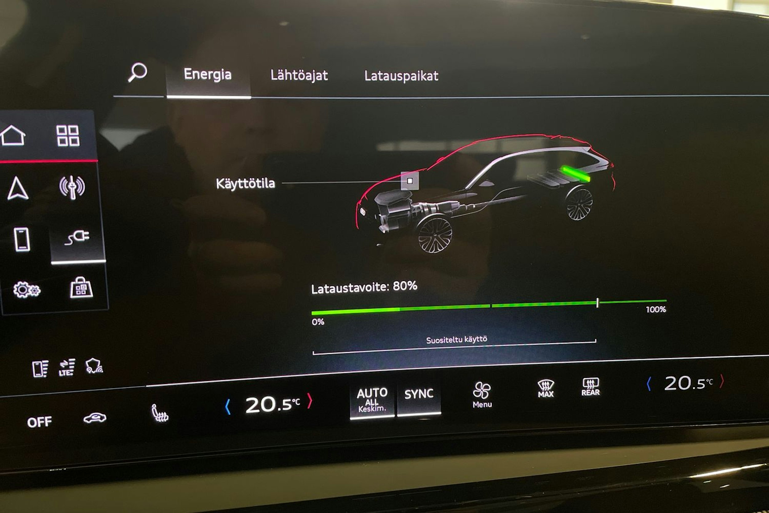 valkoinen Audi A6 2025 kuva 27.