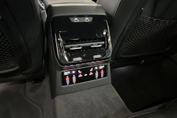 met. harmaa Audi A6 2025 kuva 11.