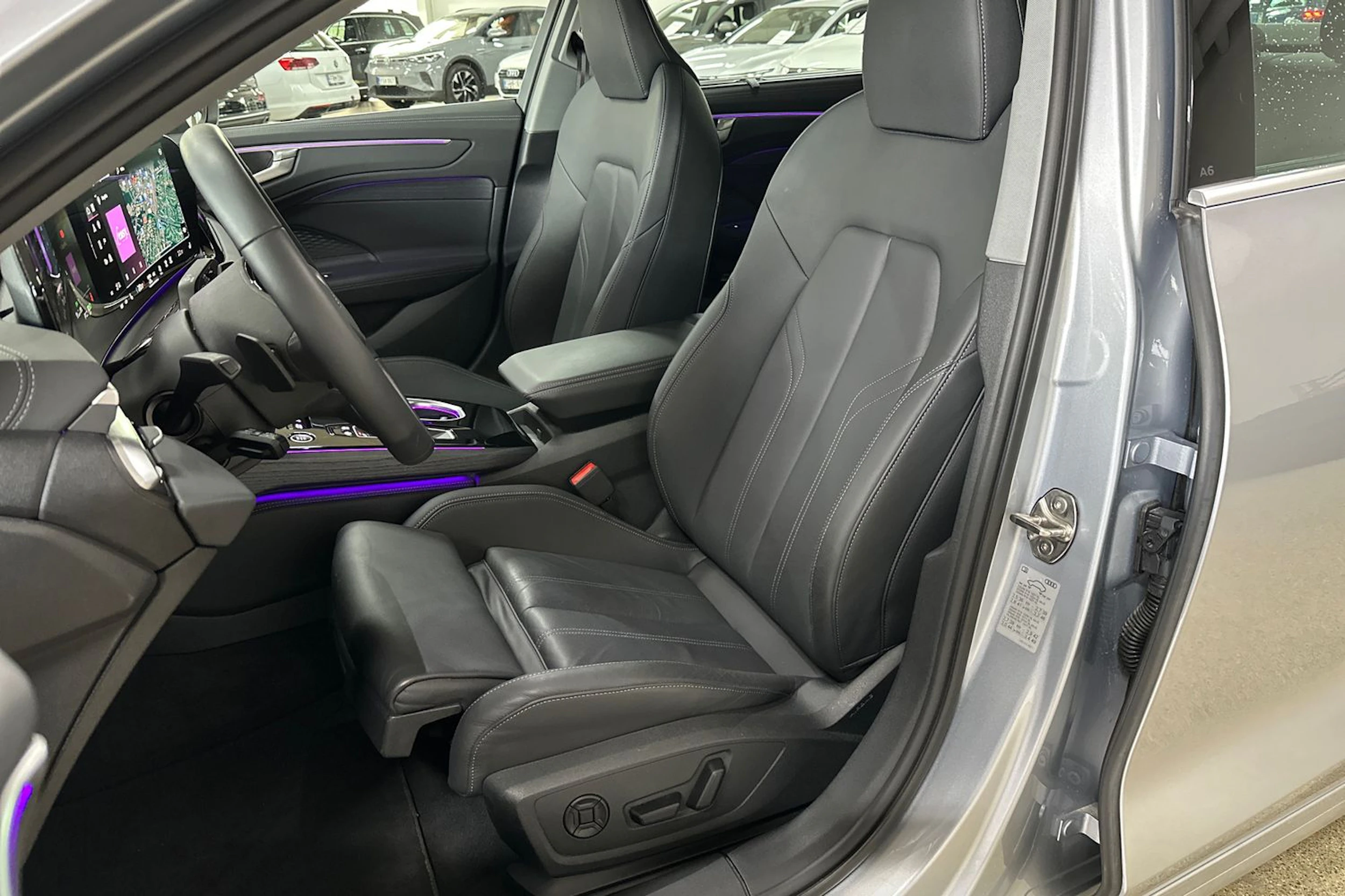 met. harmaa Audi A6 2025 kuva 14.