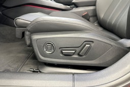 grenadine punainen Audi A6 2025 kuva 8.