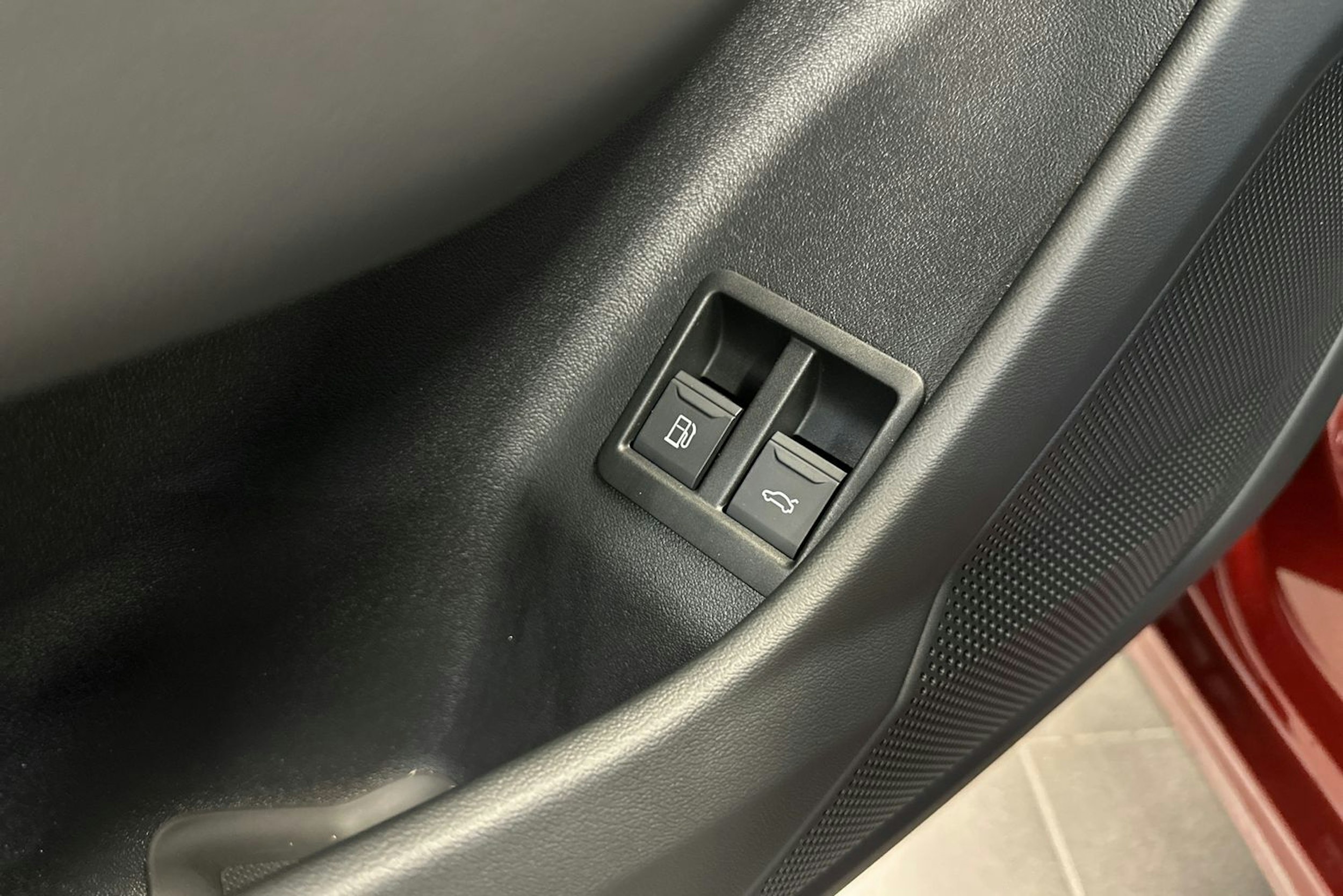 grenadine punainen Audi A6 2025 kuva 20.