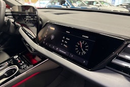 met. punainen Audi A6 2025 kuva 13.