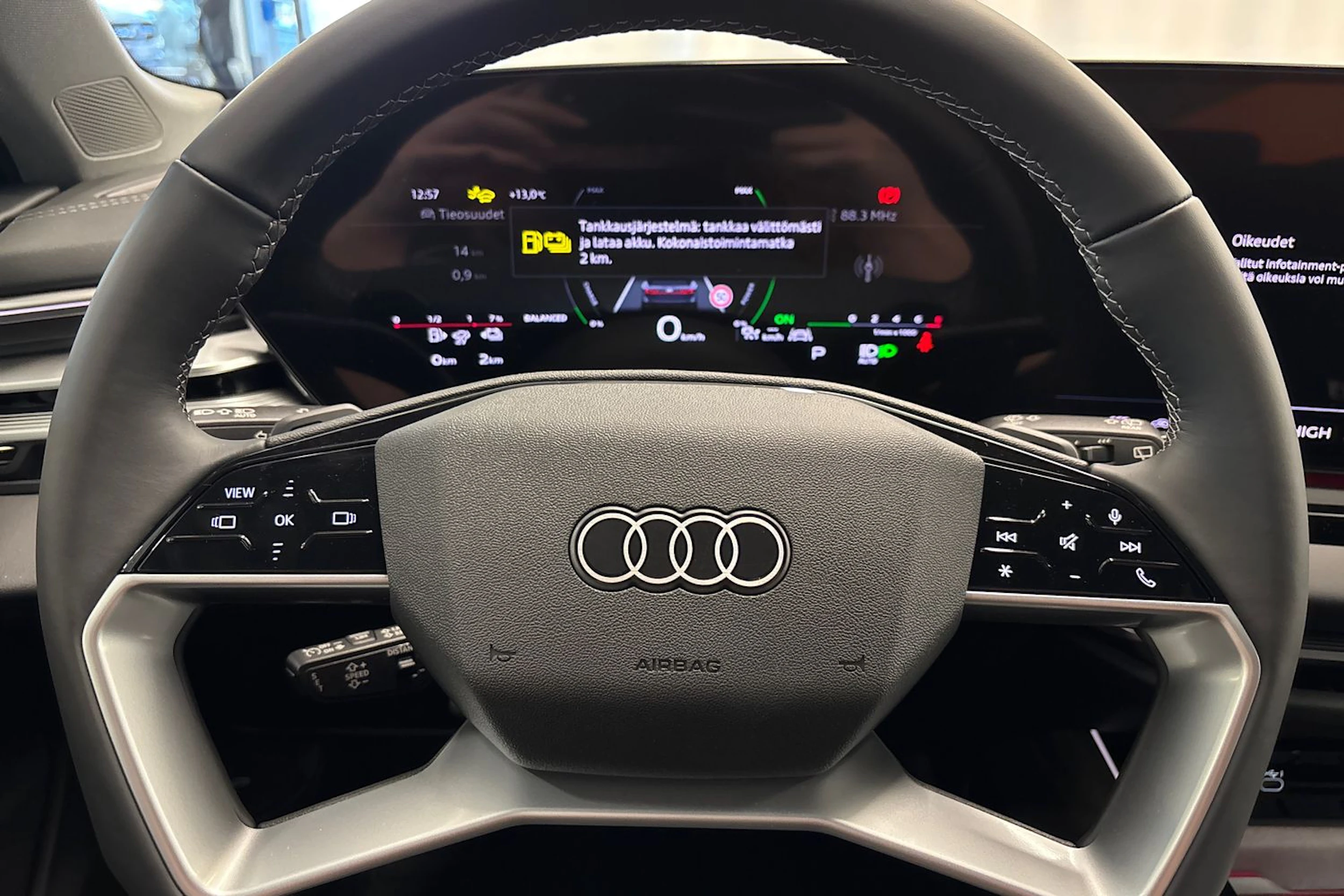 harmaa Audi A6 2025 kuva 11.