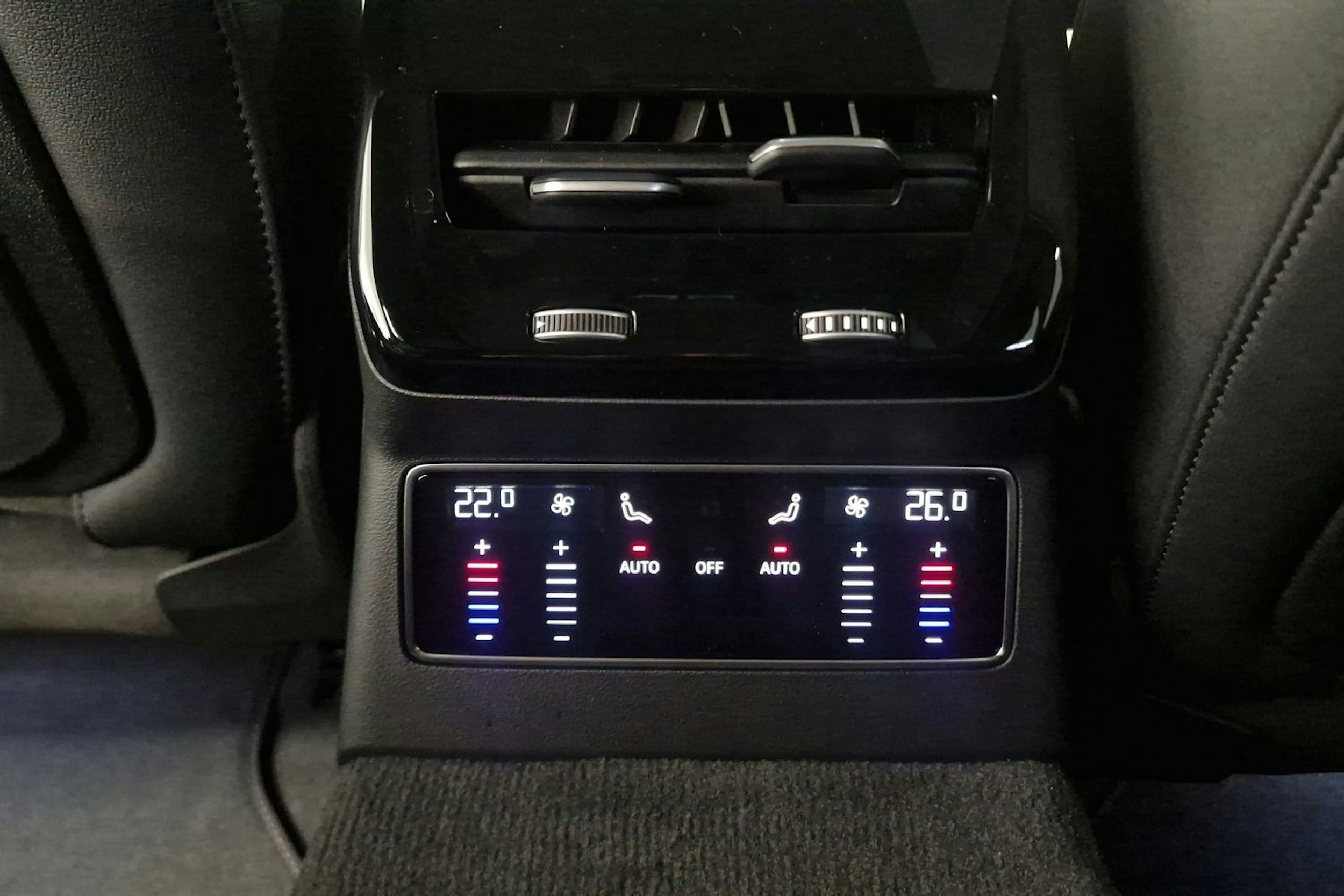 mythos musta Audi A6 2025 kuva 9.