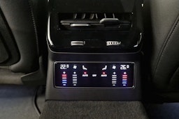 mythos musta Audi A6 2025 kuva 9.